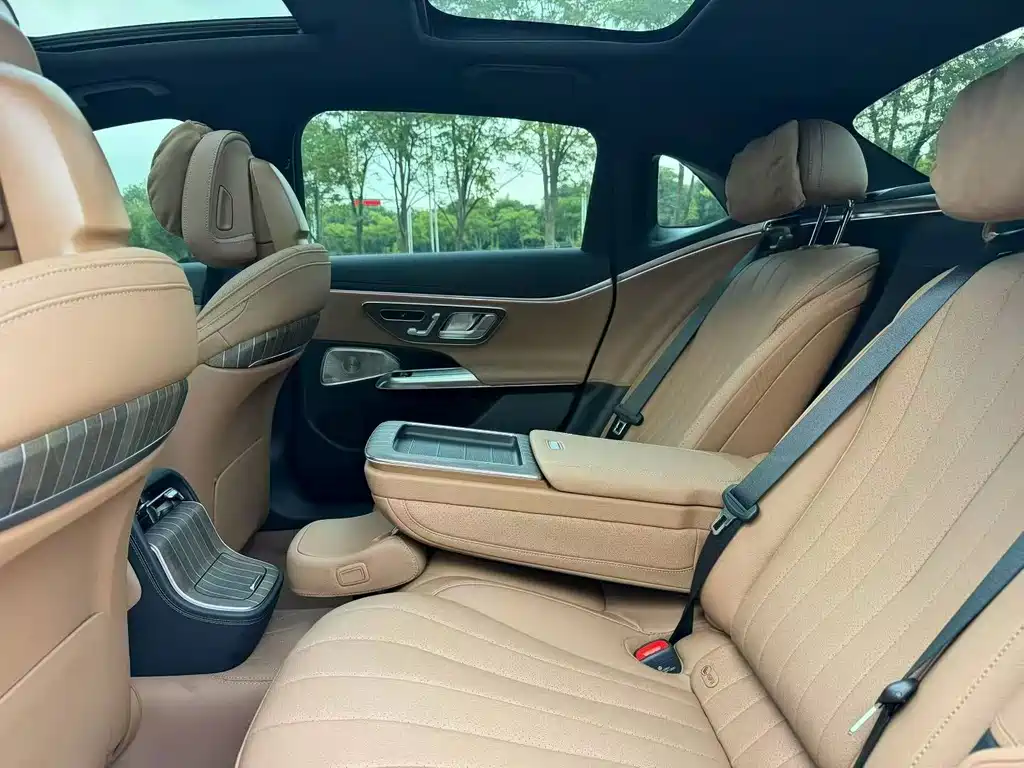 Mercedes-Benz E-Class E 2025 E 300 L Luxury