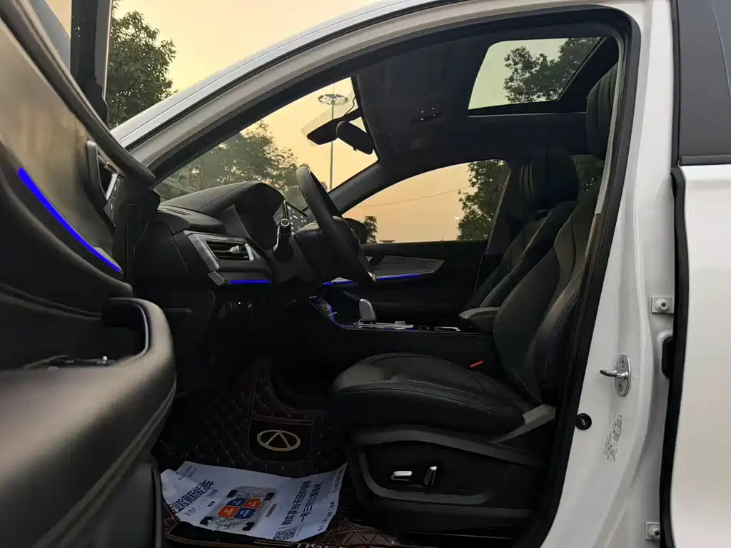 Chery Tiggo 8 — миниатюра 3
