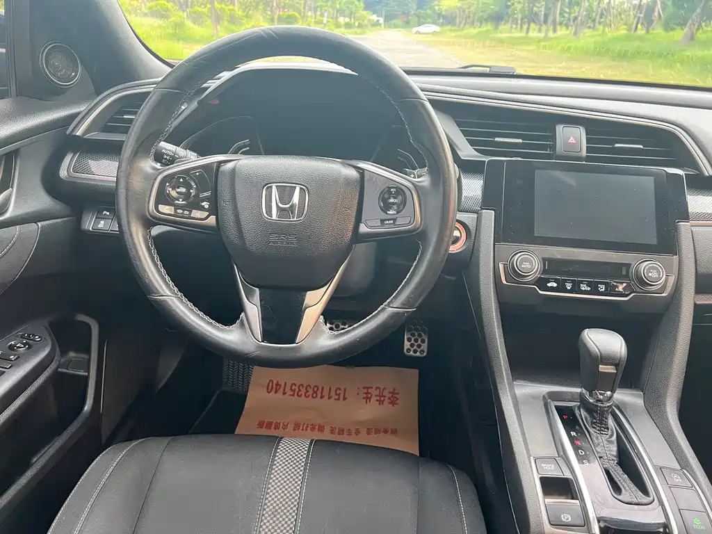 Honda Civic — миниатюра 11