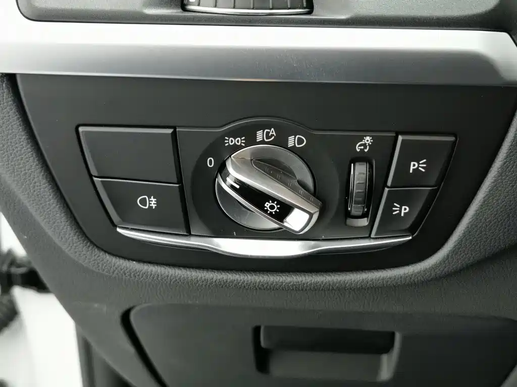 BMW X3 — миниатюра 21