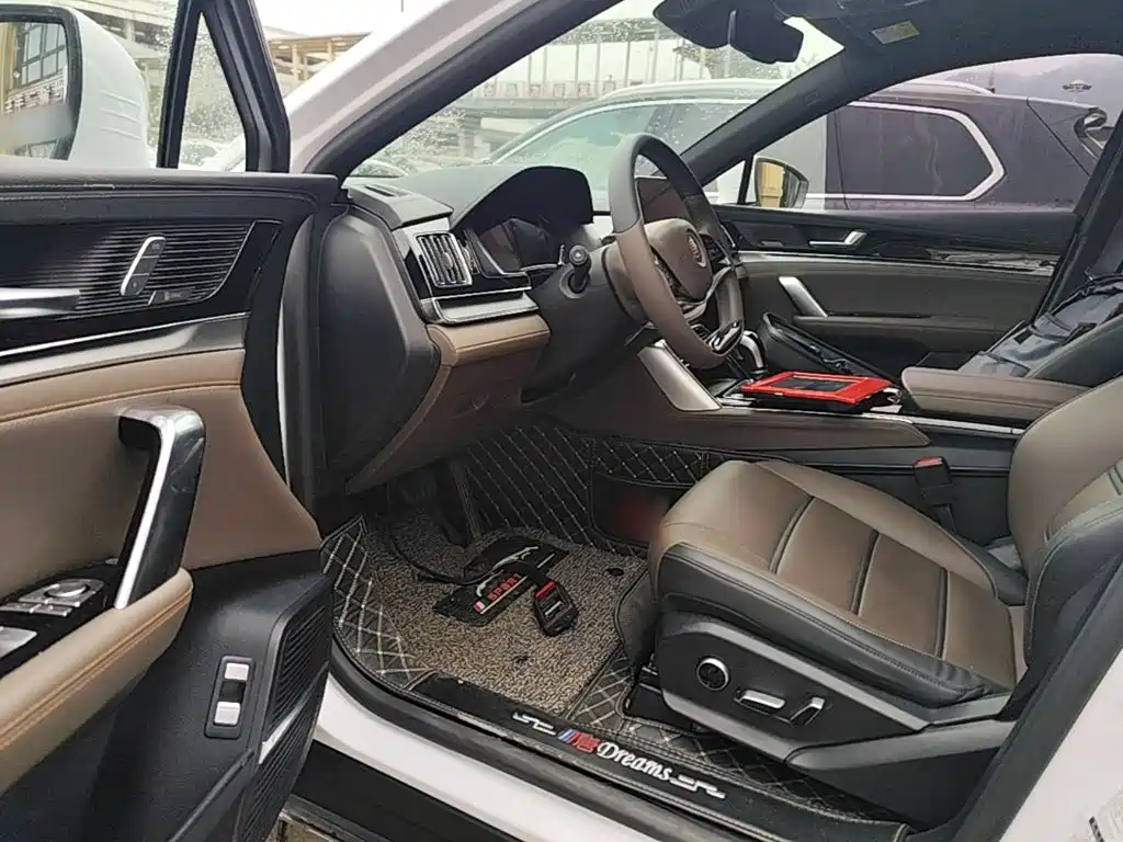 BYD Tang — миниатюра 16