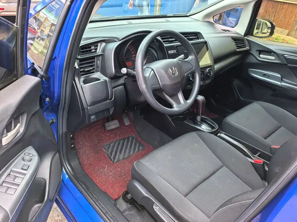 Honda Fit — миниатюра 4