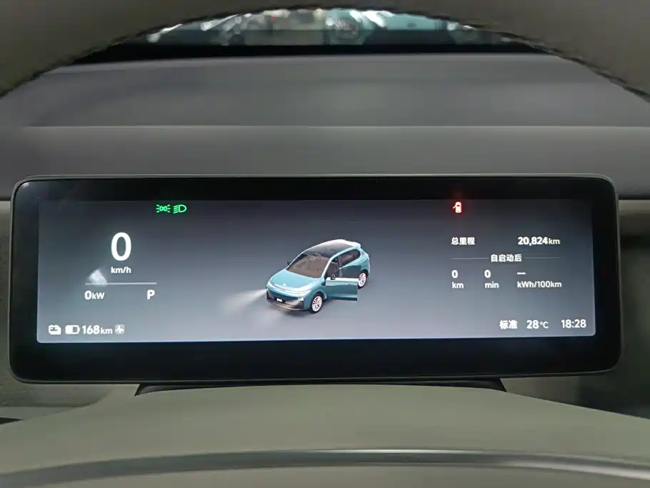 Leapmotor Leapmotor B10 — миниатюра 14