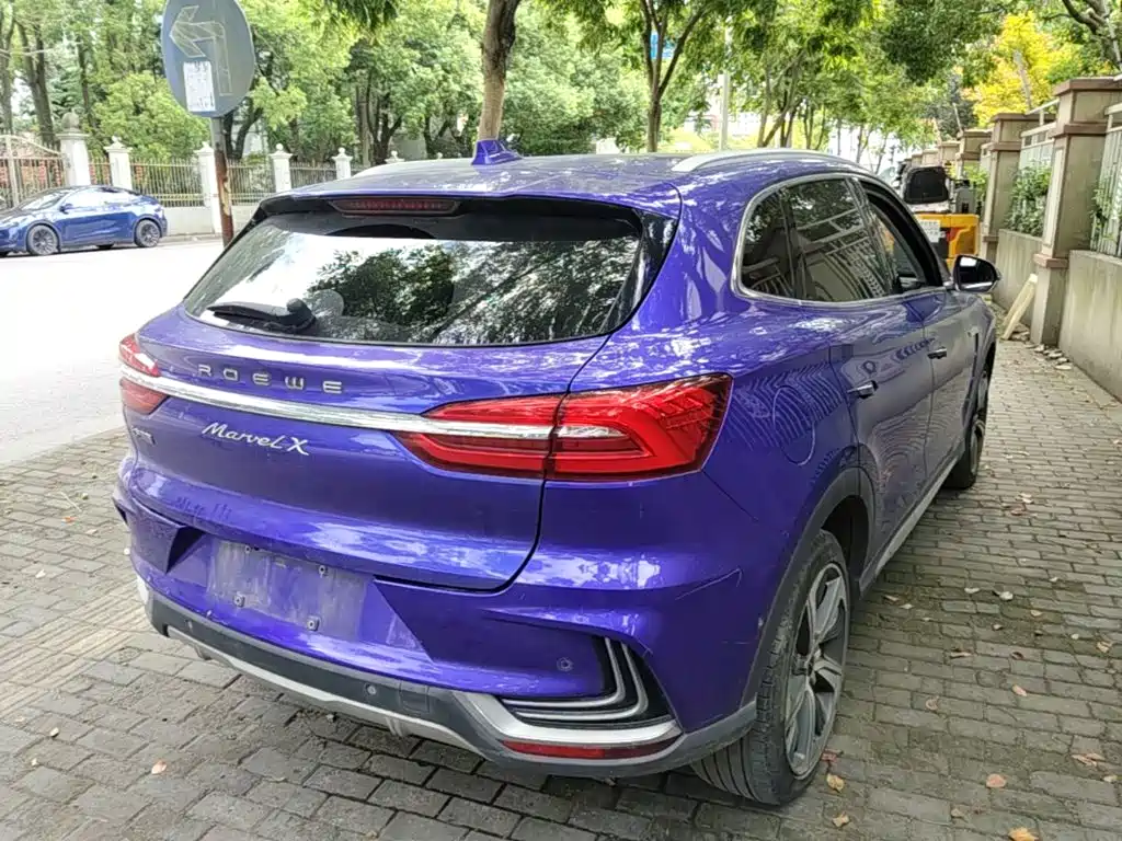 Roewe MARVEL X — миниатюра 7