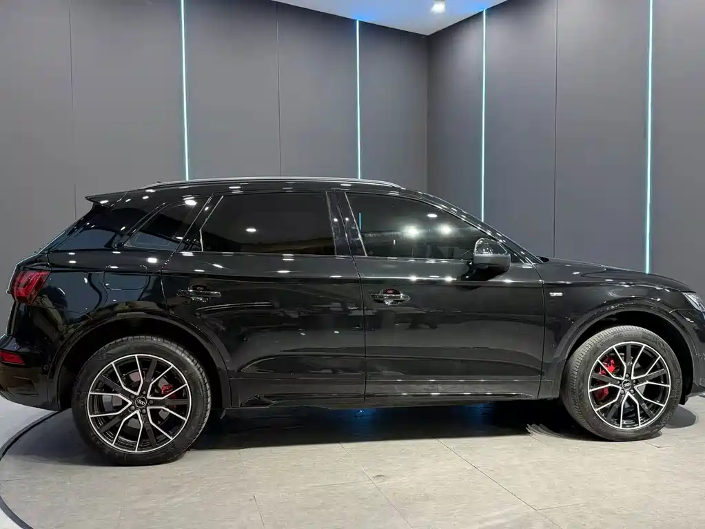 Audi Q5L — миниатюра 4