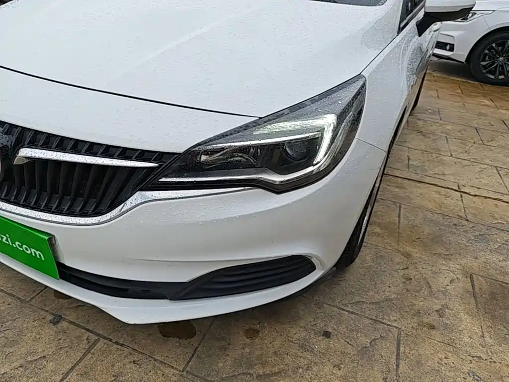 Buick Verano — миниатюра 24