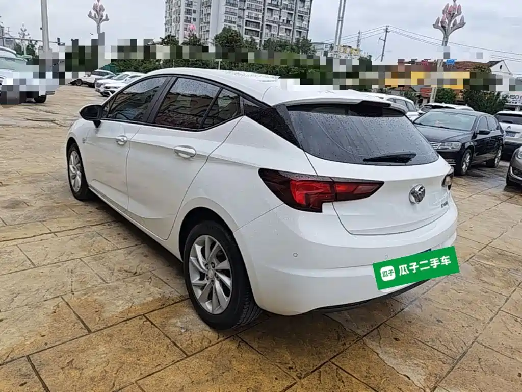 Buick Verano — миниатюра 5