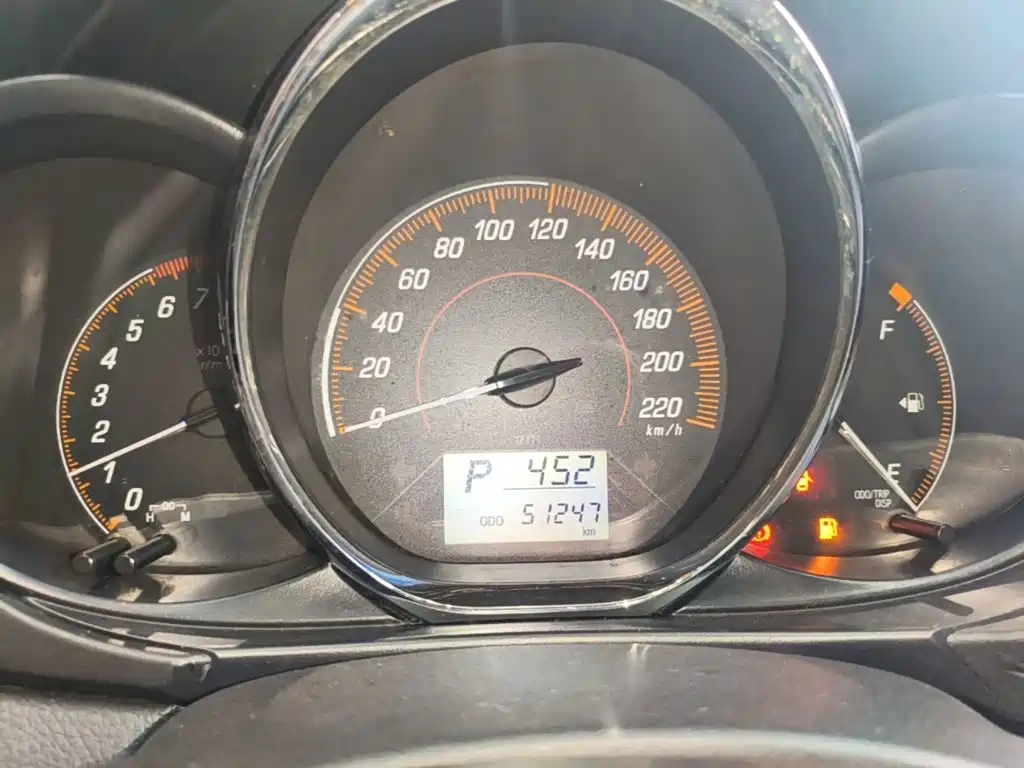 Toyota Yaris L — миниатюра 12
