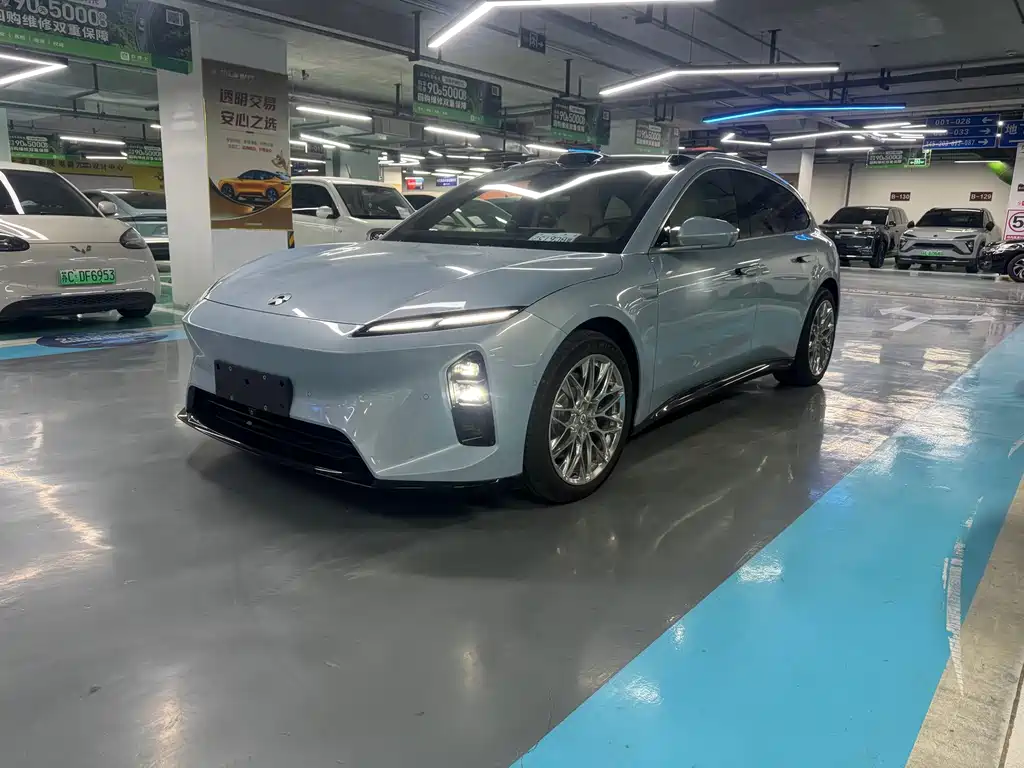 NIO ET5T