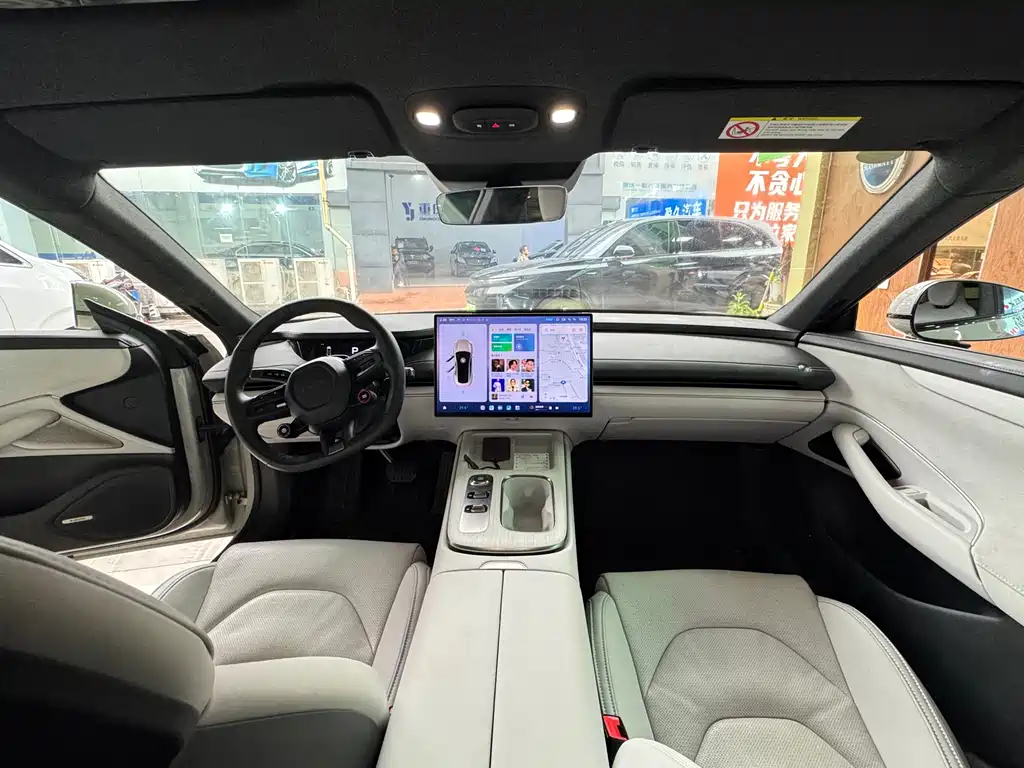 XIAOMI CAR XIAOMI SU7