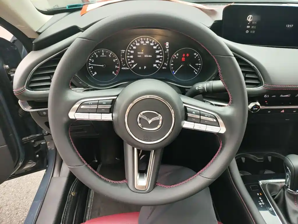 Mazda 3 Axela — миниатюра 11