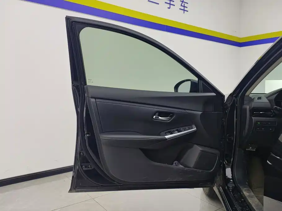 Nissan Sylphy — миниатюра 7