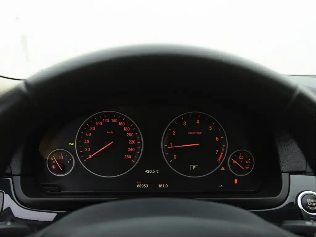 BMW 5 Series — миниатюра 16