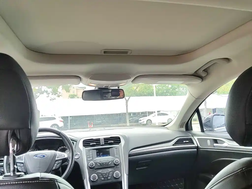 Ford Mondeo — миниатюра 18