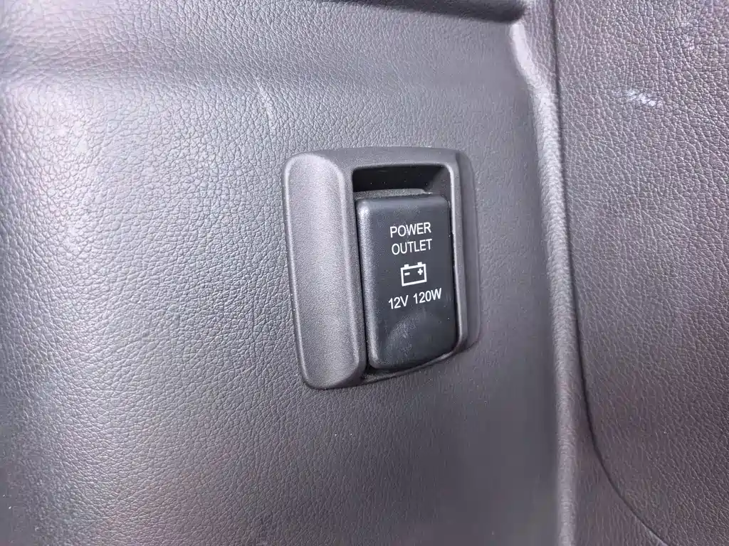 Mitsubishi Outlander — миниатюра 18