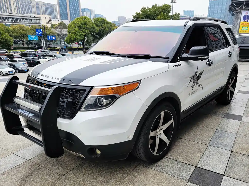 Ford Explorer (Import) 2014