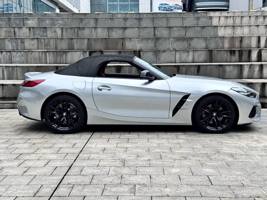 BMW Z4 — миниатюра 11