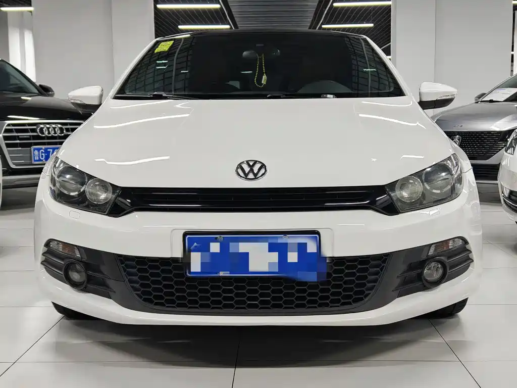 Volkswagen Scirocco 2.0TSI Luxury Edition, фото 2