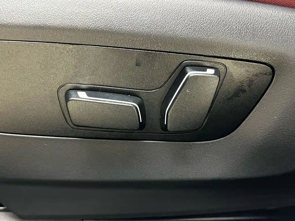BMW 5 Series — миниатюра 21