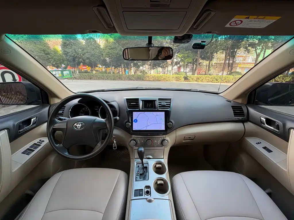 Toyota Highlander — миниатюра 6