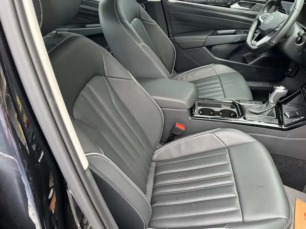 Volkswagen Passat — миниатюра 12