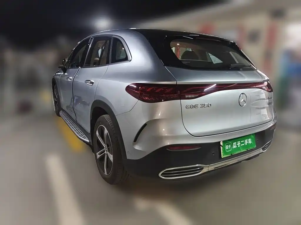 Mercedes-Benz EQE SUV — миниатюра 4
