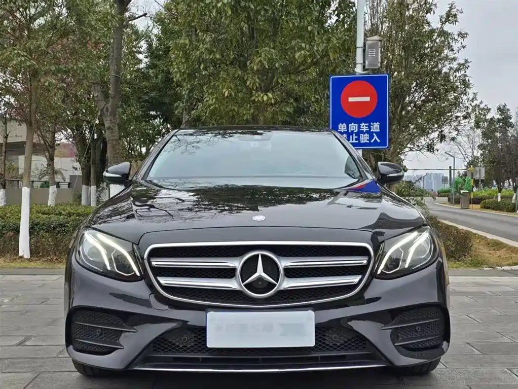 Mercedes-Benz E-Class 2016