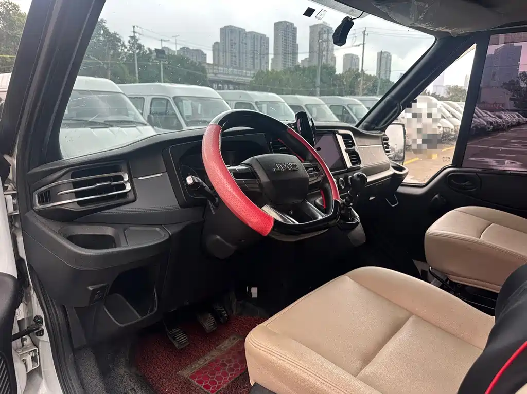 JMC JMC Fushun — миниатюра 5