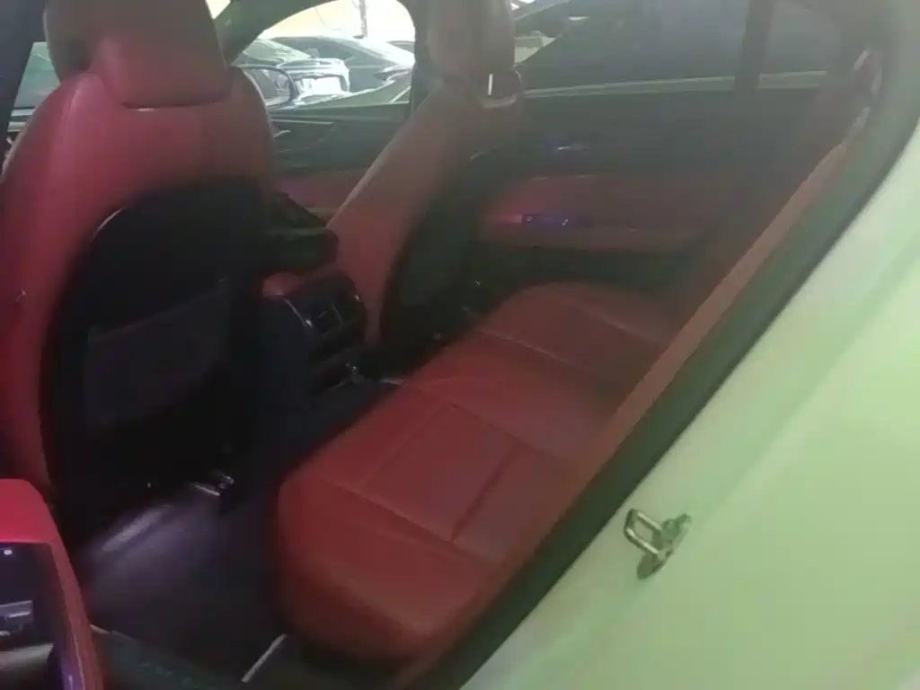 Jaguar XEL — миниатюра 17
