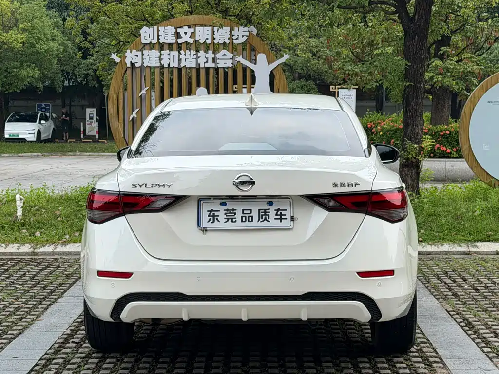 Nissan Sylphy — миниатюра 7