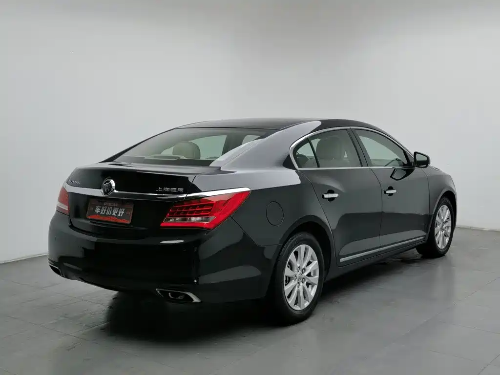 Buick LaCrosse — миниатюра 2