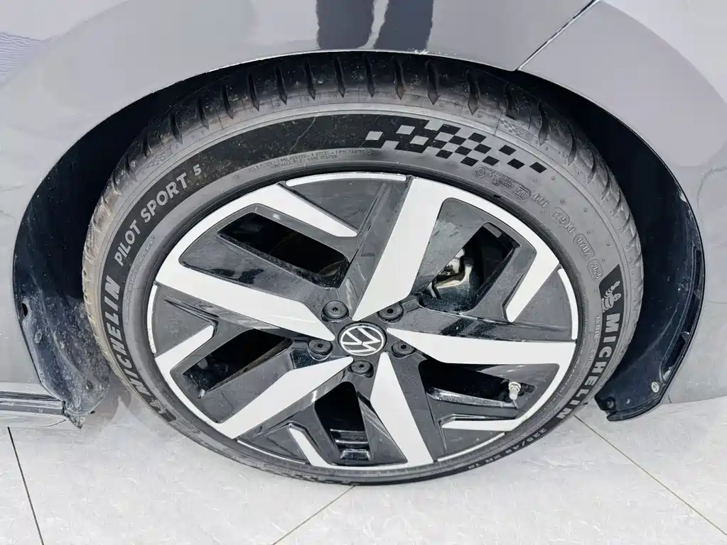 Volkswagen Lamando — миниатюра 17