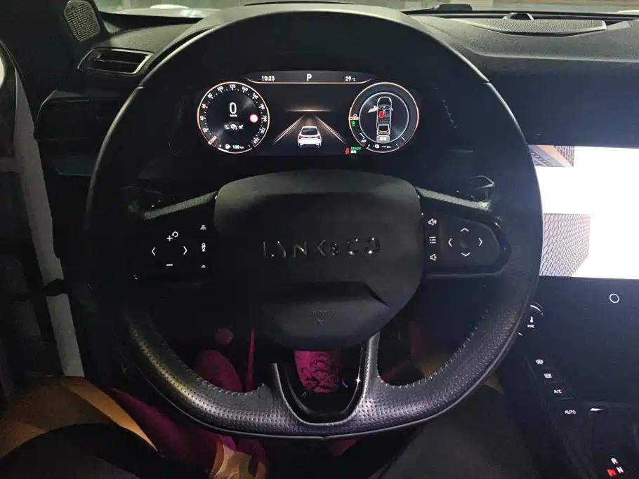 Lynk & Co 05 EM-P — миниатюра 15