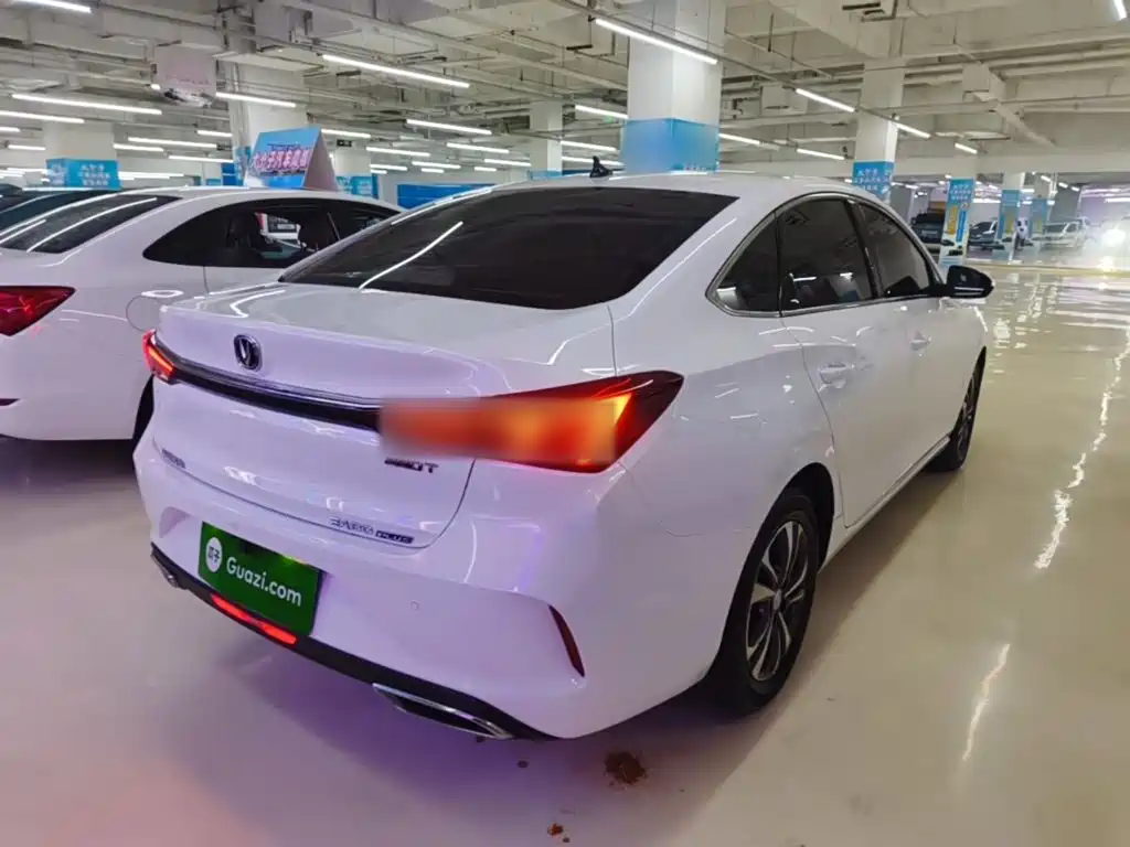 Changan Eado — миниатюра 7