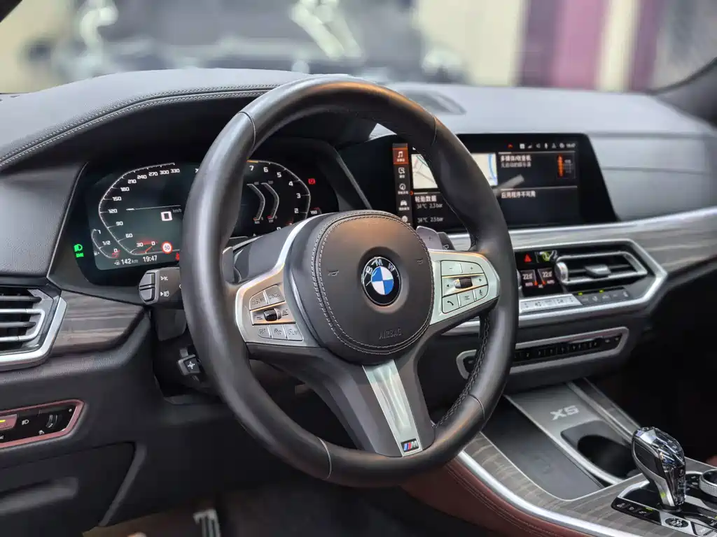 BMW X5 — миниатюра 14