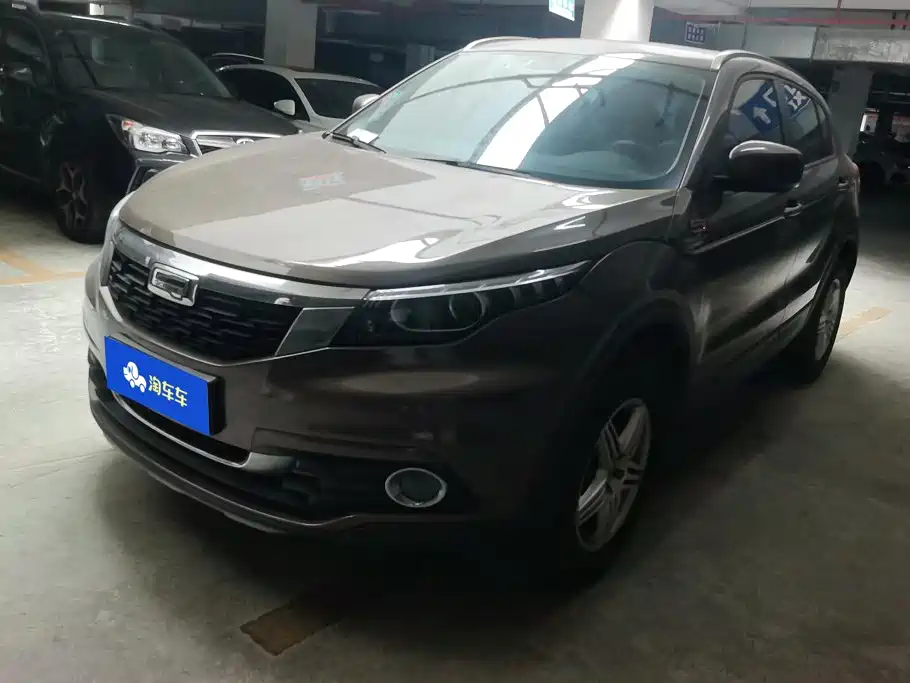 Qoros Qoros 5