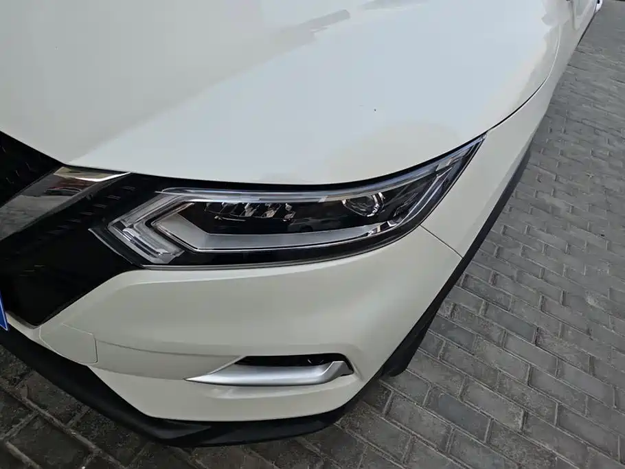 Nissan Qashqai — миниатюра 5