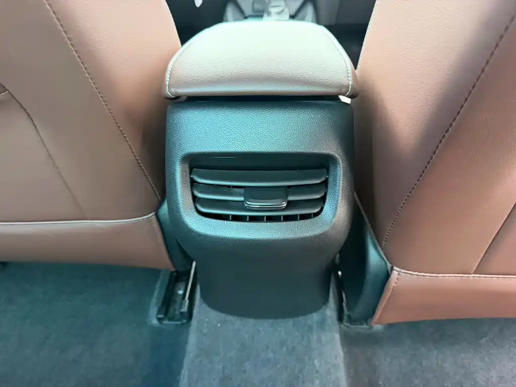 Chevrolet Monza — миниатюра 7
