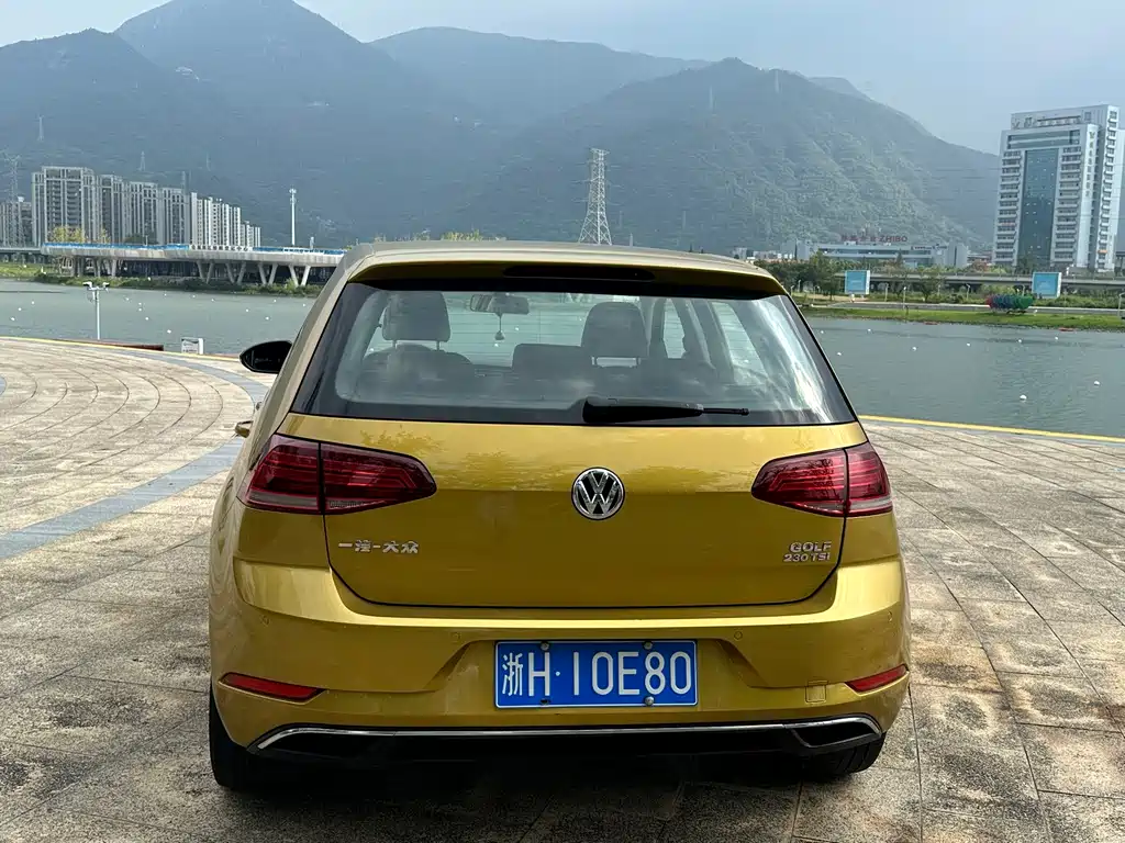 Volkswagen Golf — миниатюра 7