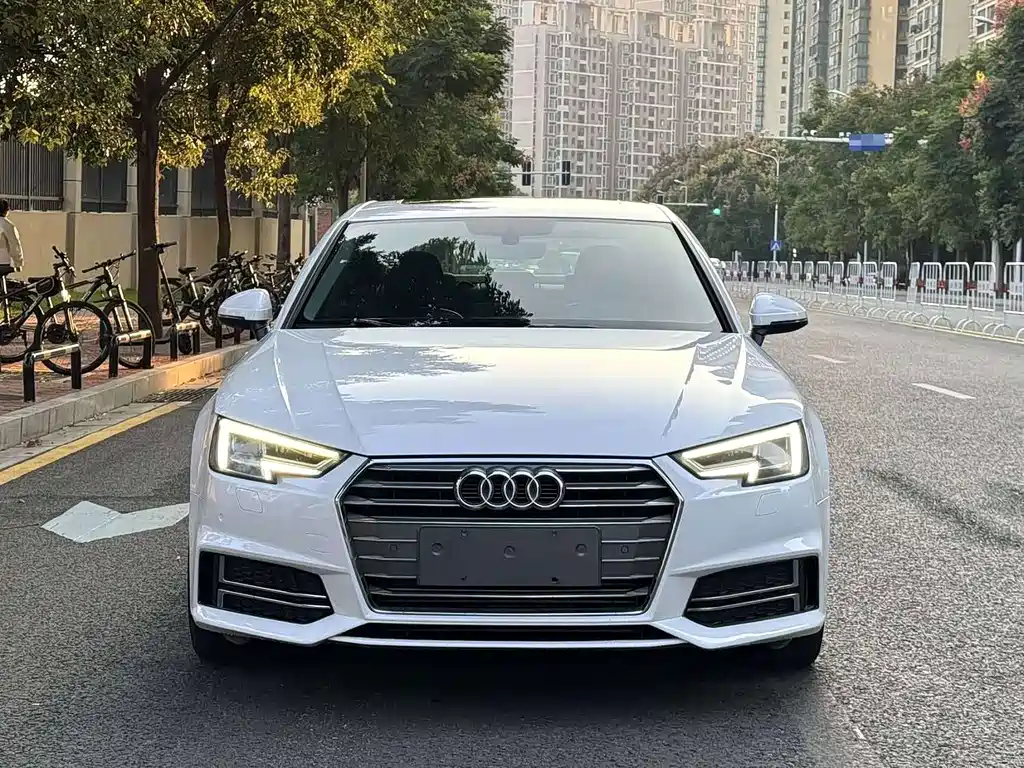 Audi A4L — миниатюра 2