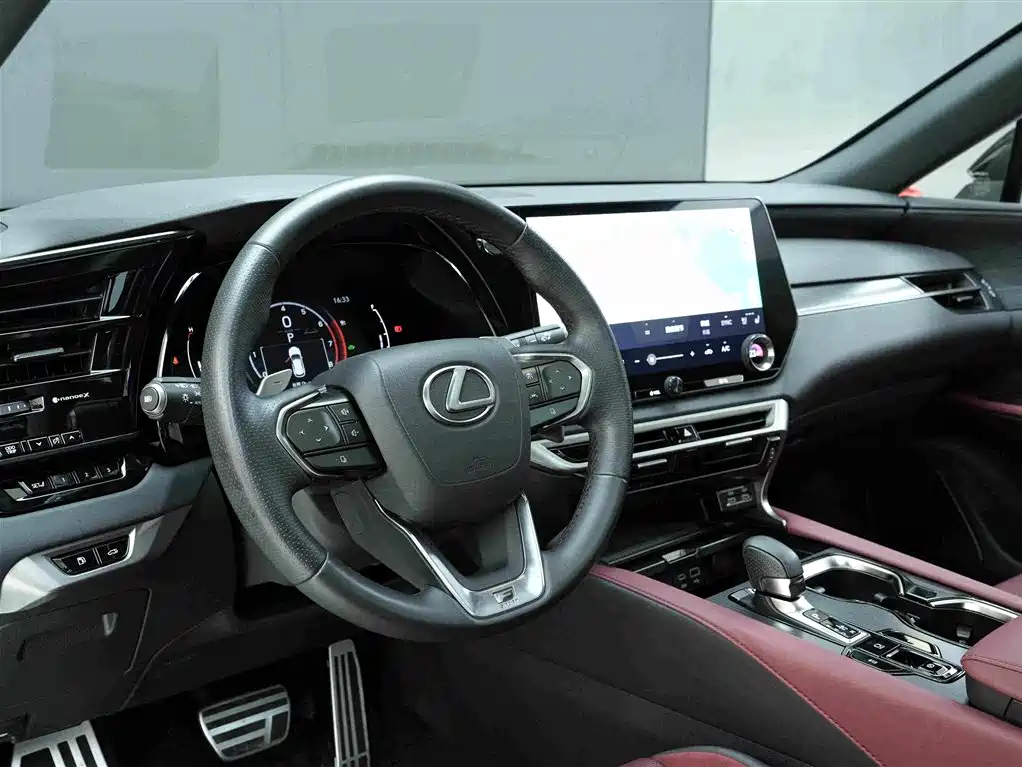 Lexus RX — миниатюра 7