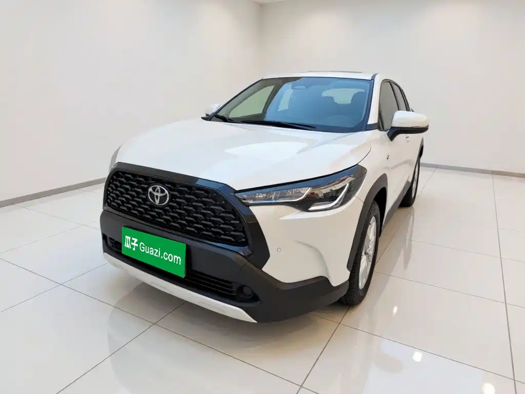 Toyota Corolla Cross — миниатюра 2
