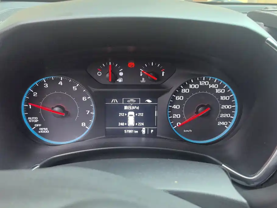 Chevrolet Equinox — миниатюра 14