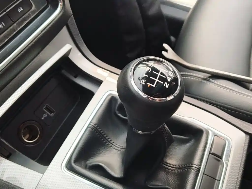 Roewe RX5 — миниатюра 14