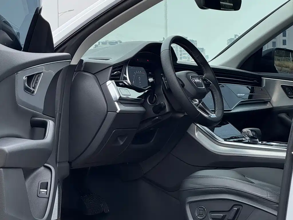 Audi Q8 — миниатюра 7