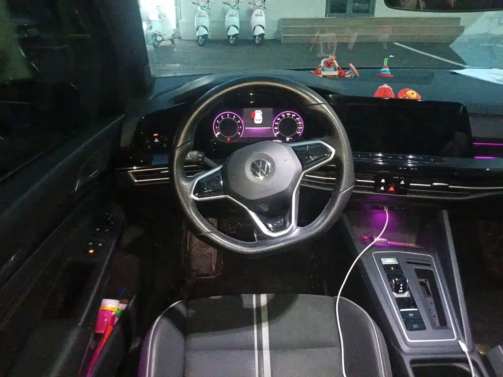 Volkswagen Golf — миниатюра 6