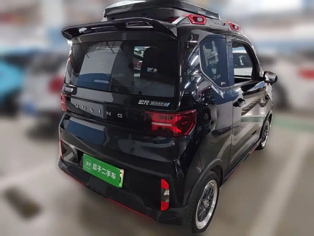 Wuling MINIEV — миниатюра 4