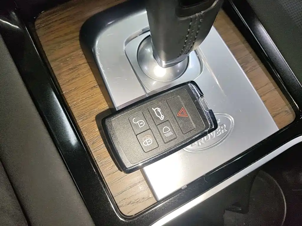 Land Rover Discovery Sport — миниатюра 9