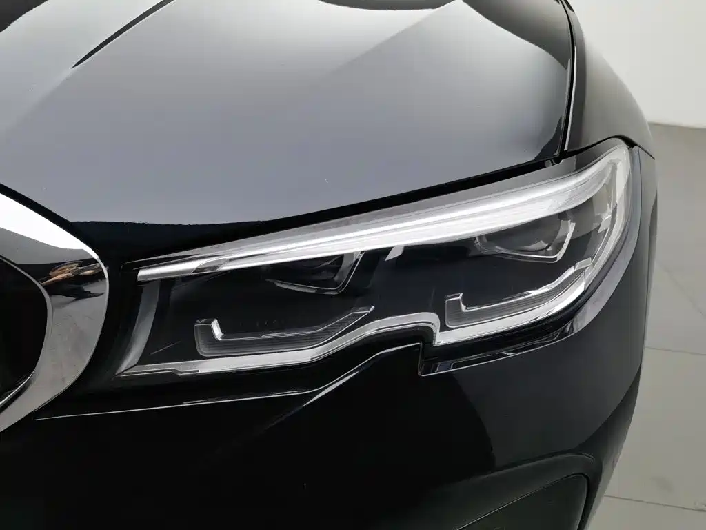 BMW 3 Series — миниатюра 7