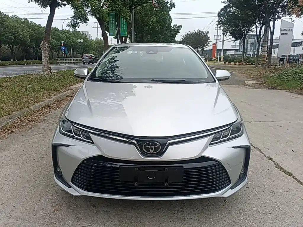 Toyota Corolla — миниатюра 3